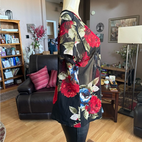 Sky Black Floral Print Sheer Short Sleeve Blouse-size L - Picture 3 of 9
